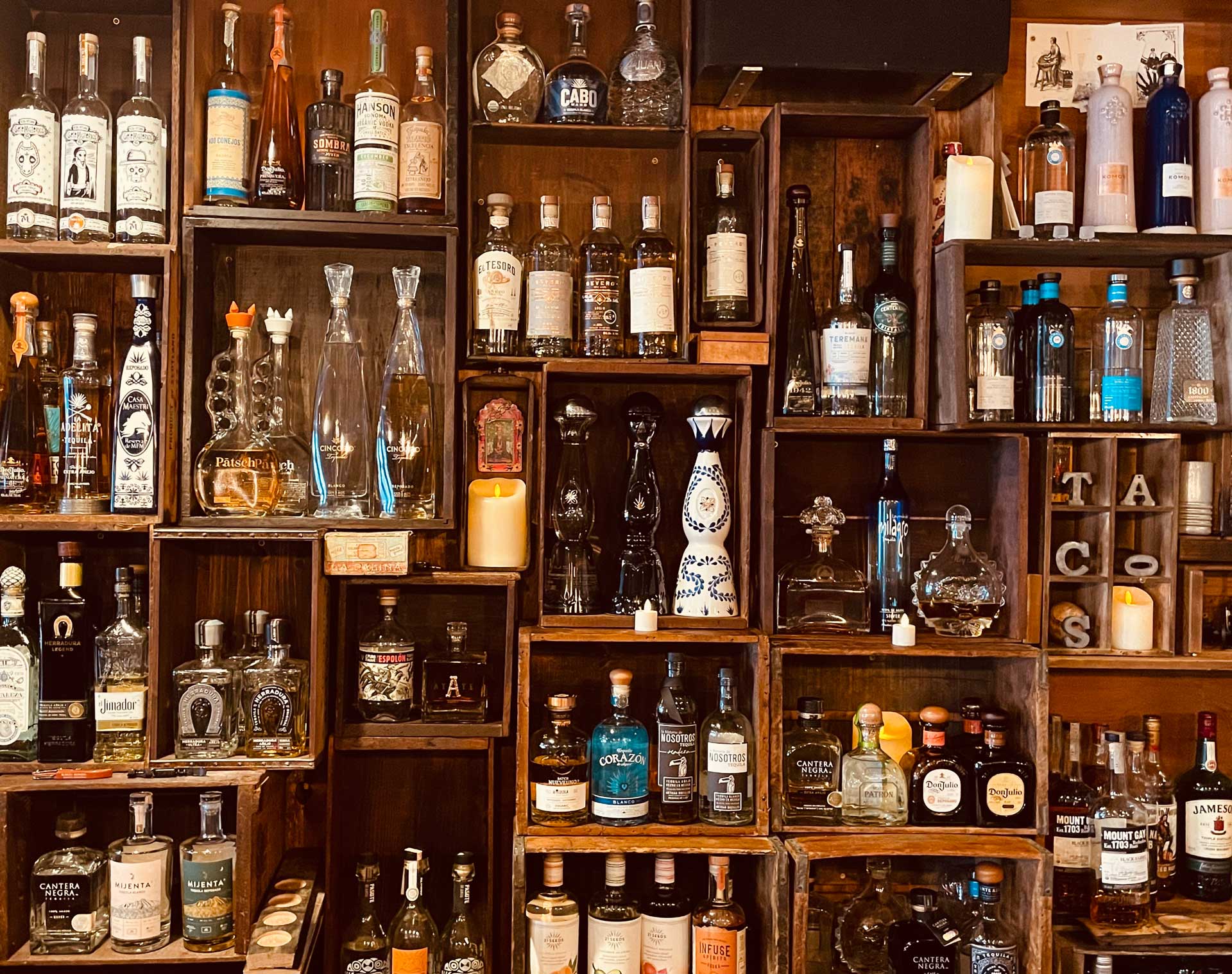 contento liquor wall